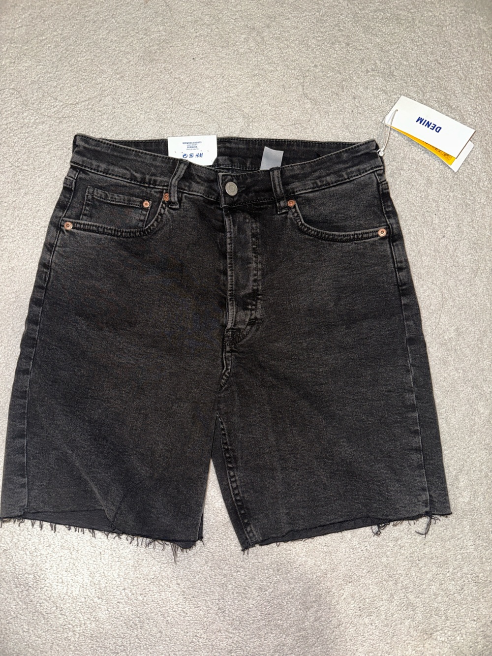 H&M Women's Relaxed Black Denim Shorts